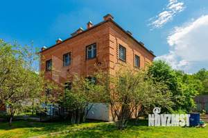 Коттедж 215м², 2-этажный, участок 10 сот.