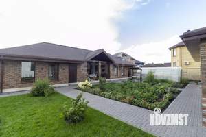 Дом 281м², 2-этажный, участок 10 сот.