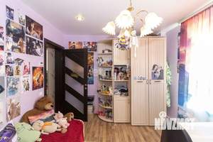 Дом 161м², 2-этажный, участок 11 сот.