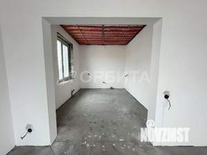 Дом 77м², 2-этажный, участок 6 сот.