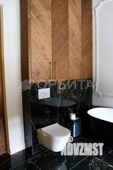 Дом 266м², 2-этажный, участок 8 сот.