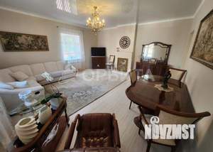 Дом 328м², 2-этажный, участок 15 сот.