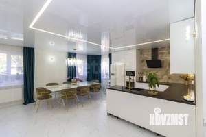 Дом 200м², 2-этажный, участок 7 сот.