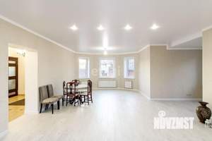 Дом 356м², 2-этажный, участок 13 сот.