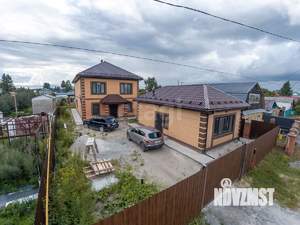 Дом 275м², 2-этажный, участок 9 сот.