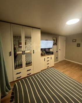 Дом 42м², 2-этажный, участок 10 сот.