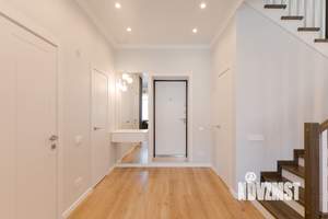 Таунхаус 130м², 3-этажный, участок 4 сот.