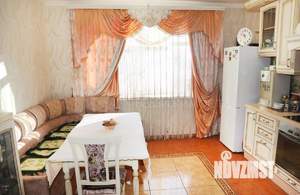 Коттедж 448м², 3-этажный, участок 8 сот.