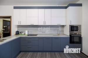 Дом 282м², 3-этажный, участок 7 сот.