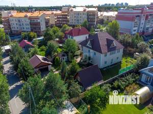 Дом 373м², 3-этажный, участок 10 сот.