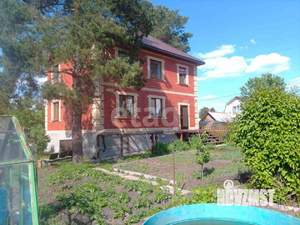 Дом 176м², 2-этажный, участок 6 сот.