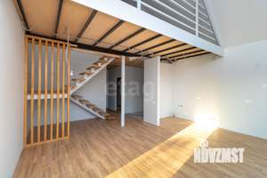 Дом 82м², 2-этажный, участок 5 сот.