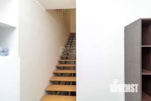 Дом 240м², 2-этажный, участок 10 сот.