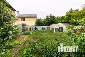 Дом 236м², 2-этажный, участок 6 сот.