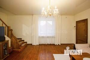 Коттедж 270м², 2-этажный, участок 6 сот.