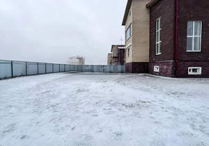 Дом 289м², 3-этажный, участок 15 сот.