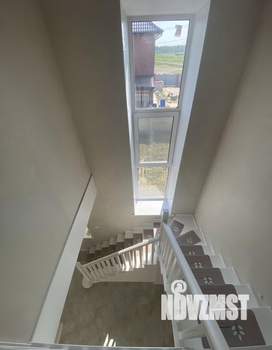 Коттедж 140м², 2-этажный, участок 6 сот.