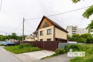 Дом 236м², 3-этажный, участок 5 сот.