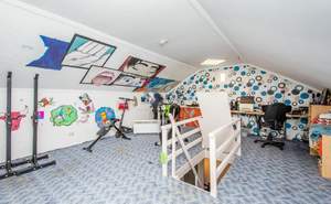 Дом 230м², 3-этажный, участок 10 сот.