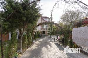 Дом 100м², 2-этажный, участок 5 сот.