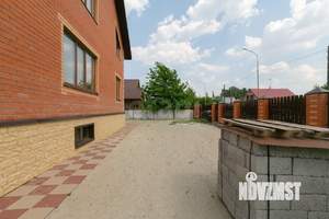 Дом 420м², 3-этажный, участок 15 сот.