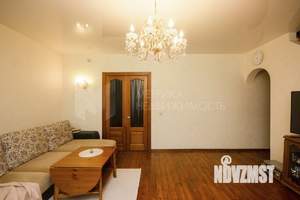 Коттедж 270м², 2-этажный, участок 6 сот.