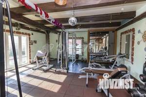 Дом 365м², 2-этажный, участок 10 сот.