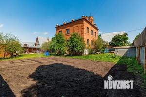 Коттедж 215м², 2-этажный, участок 10 сот.