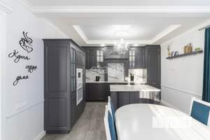 Дом 190м², 2-этажный, участок 6 сот.