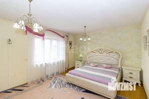 Дом 204м², 2-этажный, участок 5 сот.