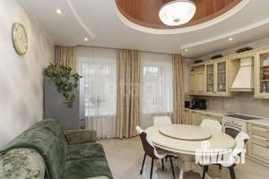 Таунхаус 330м², 2-этажный, участок 4 сот.