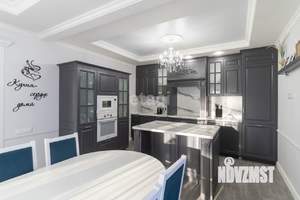 Дом 190м², 2-этажный, участок 6 сот.