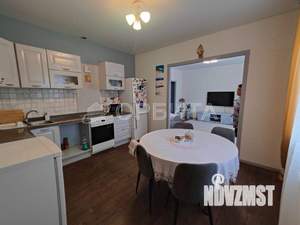 Дом 100м², 2-этажный, участок 9 сот.