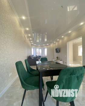 Коттедж 140м², 2-этажный, участок 6 сот.