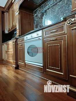 Коттедж 360м², 2-этажный, участок 17 сот.