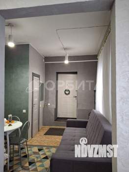 Дом 96м², 2-этажный, участок 5 сот.