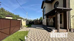 Дом 169м², 2-этажный, участок 6 сот.