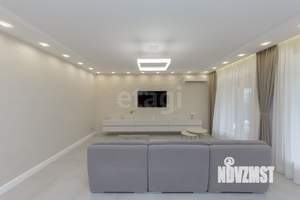 Дом 212м², 2-этажный, участок 8 сот.