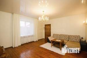 Коттедж 270м², 2-этажный, участок 6 сот.