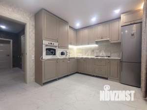 Дом 98м², 2-этажный, участок 8 сот.