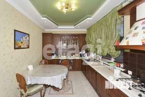 Дом 200м², 2-этажный, участок 5 сот.