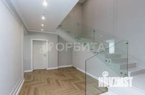 Таунхаус 216м², 2-этажный, участок 5 сот.