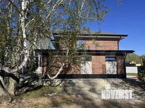 Дом 198м², 2-этажный, участок 10 сот.