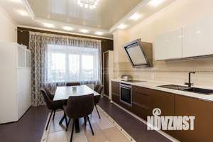 Таунхаус 201м², 3-этажный, участок 2 сот.