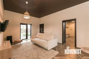 Дом 240м², 2-этажный, участок 6 сот.