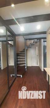 Дом 59м², 2-этажный, участок 4 сот.