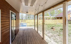 Дом 30м², 2-этажный, участок 8 сот.