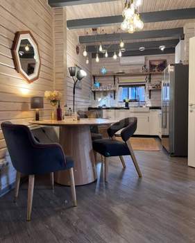Дом 150м², 2-этажный, на длительный срок, 