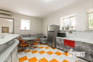 Дом 300м², 3-этажный, посуточно, 