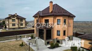 Дом 360м&sup2;, 2-этажный, на длительный срок, 